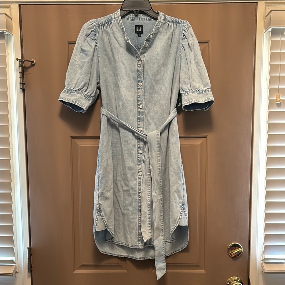 NWT GAP Puff-Sleeve Denim Shirtdress size Small